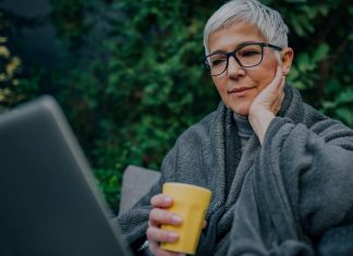 Cómo afectan los estereotipos de la edad en el trabajo Estereotipos