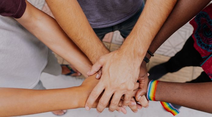 El reconocimiento de las relaciones entre personas de mismo género Pareja mismo sexo