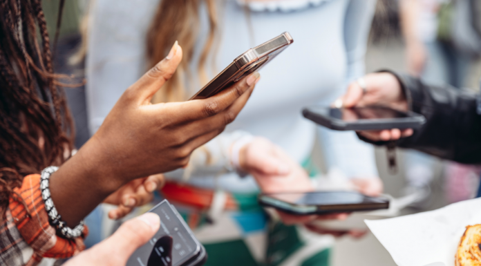 ¿Qué papel juegan las redes sociales en la prevención del suicidio? Redes Sociales y suicidio